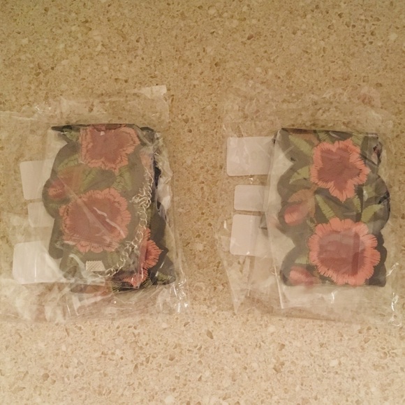 🌺Flower choker🌺 - Picture 6 of 7